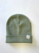 Load image into Gallery viewer, Surf Paw Label Beanie
